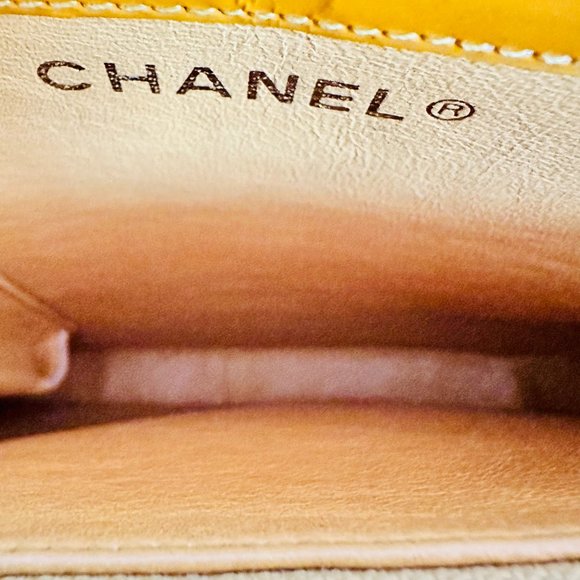 AUTHENTIC CHANEL PATENT LEATHER TOTE HANDLE BAG MADE IN FRANCE 6252108 W COA - Picture 8 of 13